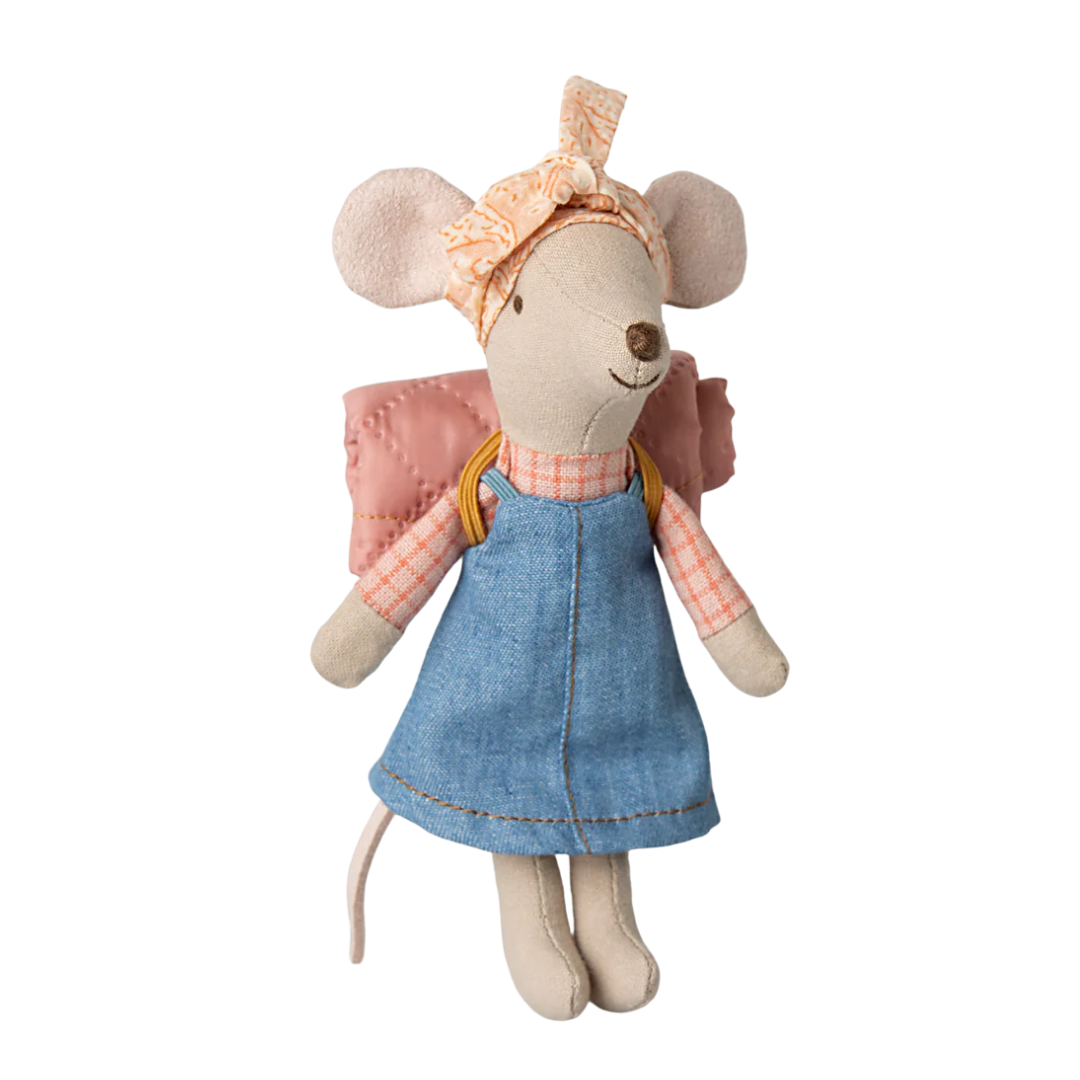 Hiker Mouse - Big Sister