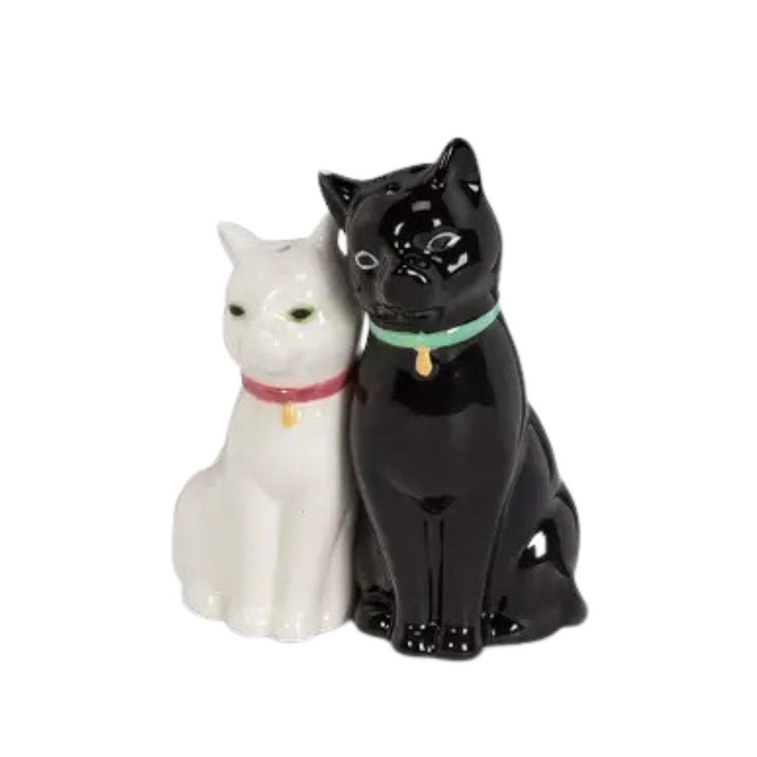 Cuddling Cat Salt & Pepper