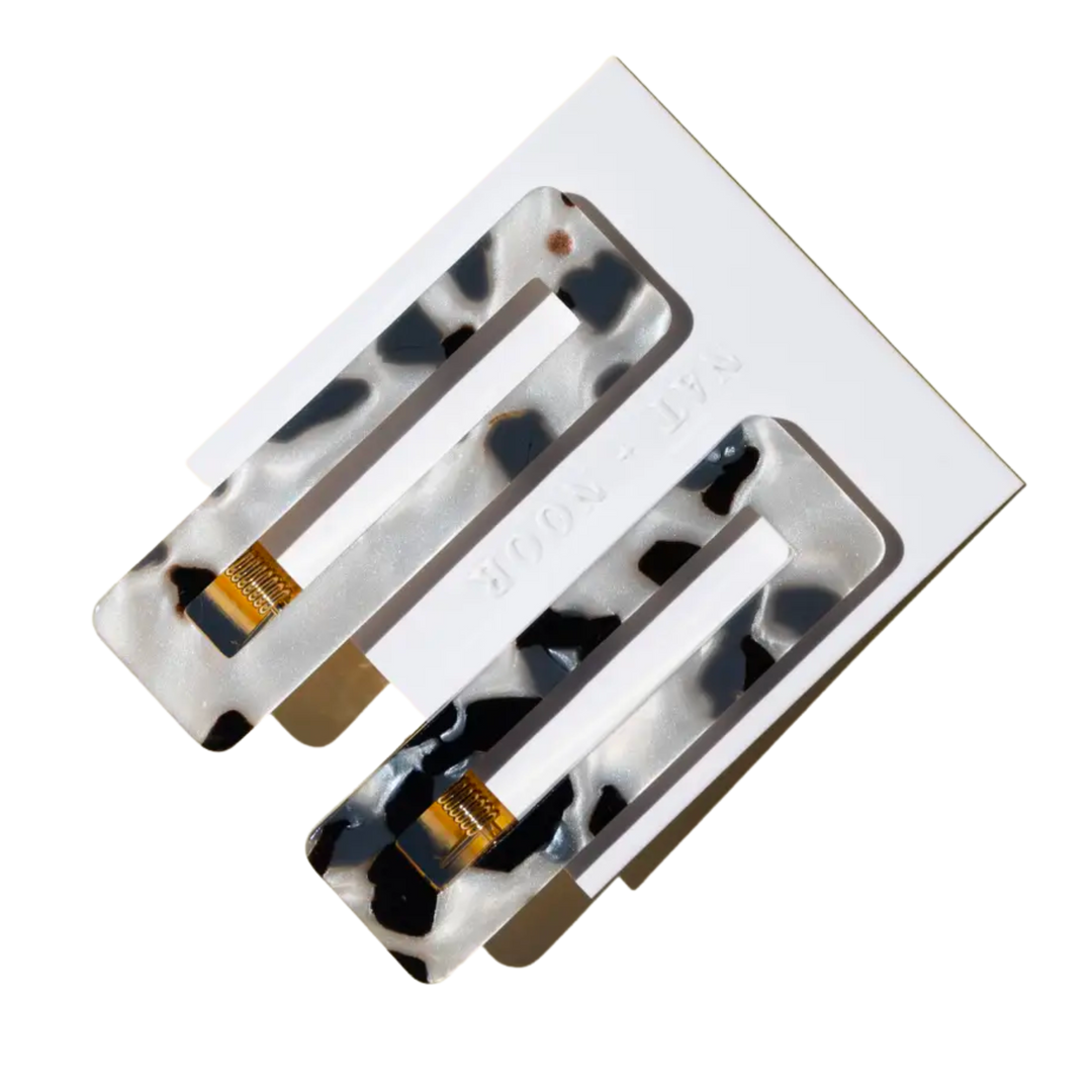B + W Tortoise Hair Clip Duo