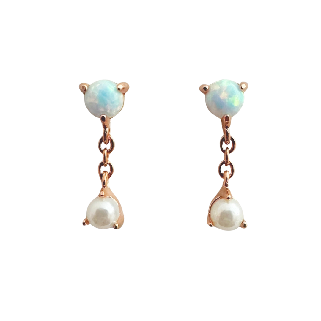 Cosmic Chain Studs