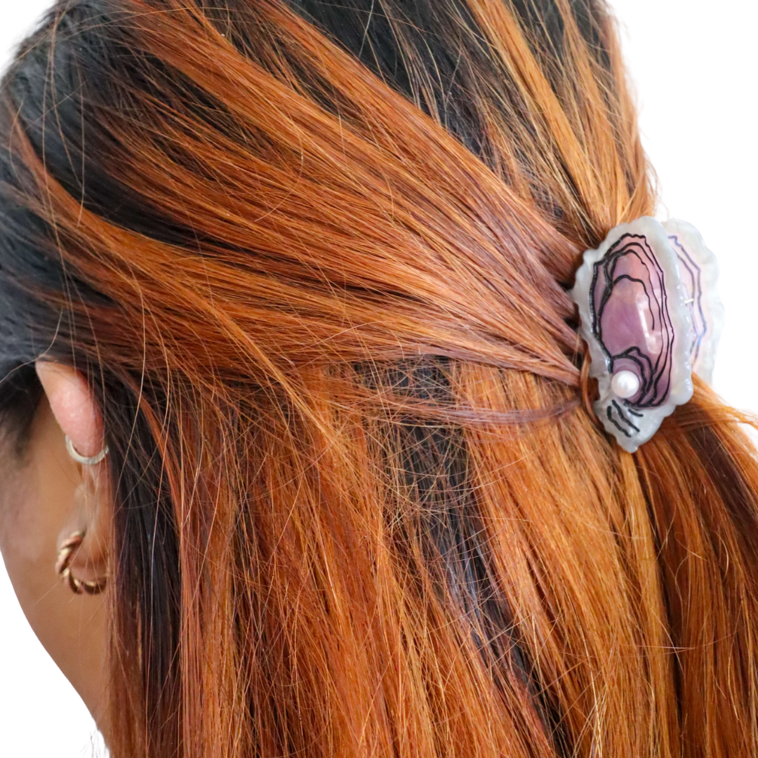 Oyster Hair Claw Clip
