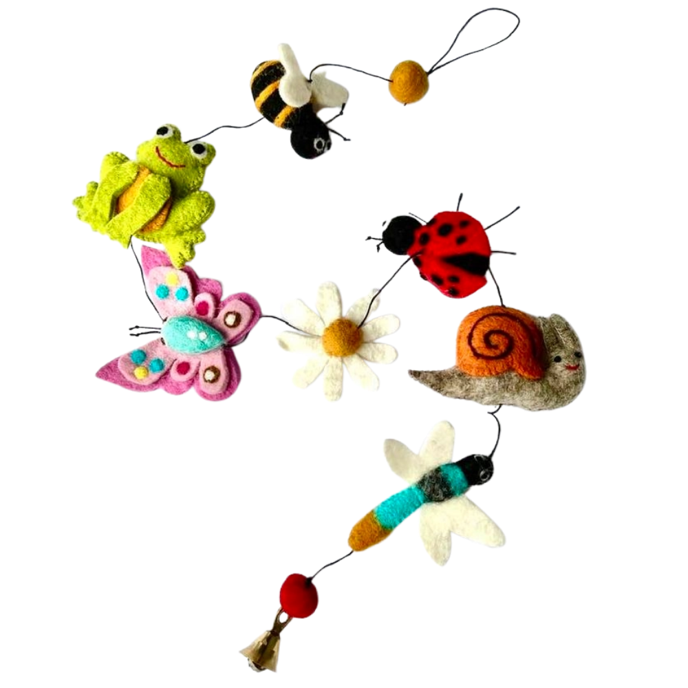 Springtime Bug Buddies Felt Garland