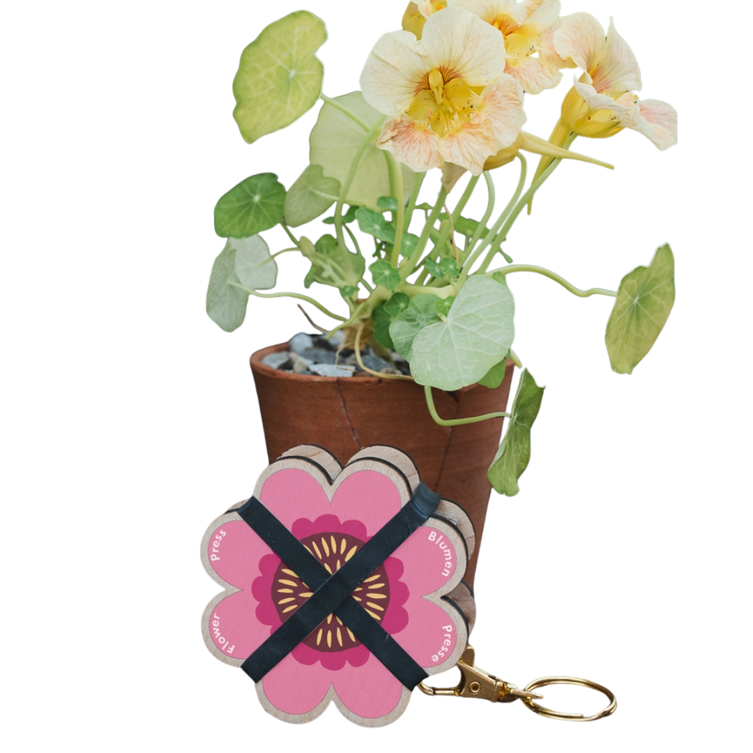 Keyring Flower Press - Assorted Pinks & Blues