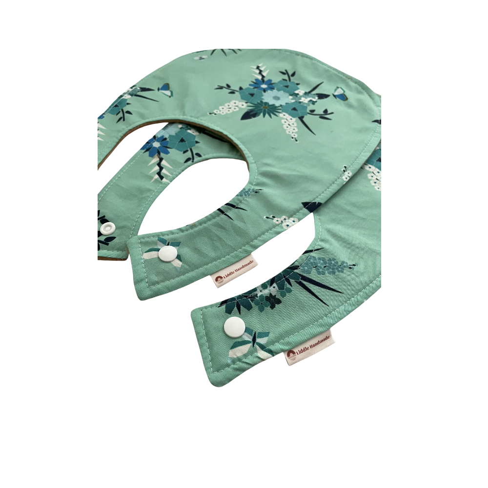Fleece-backed Bib