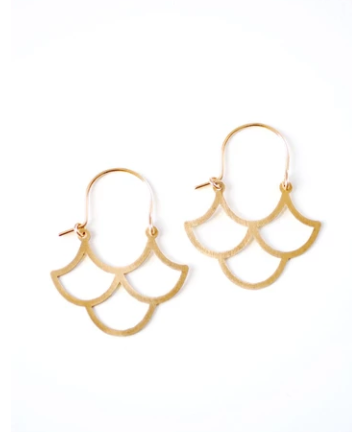 Small Scallop Wave Hoop Earrings