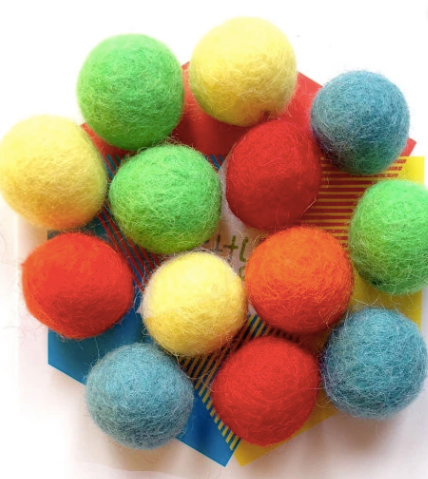 Wooden Slingshot with Rainbow Felt Balls