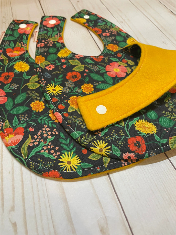 Fleece-backed Bib