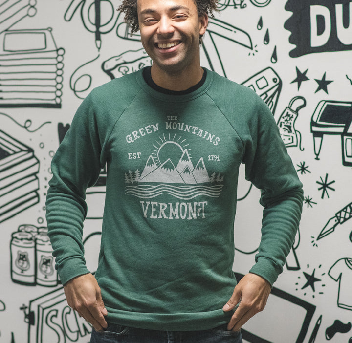 Green Mountains Crew Neck Sweatshirt Green