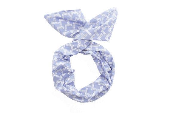 Twist Hair Scarf - Screenprinted Wire Headband - White Mountains on Periwinkle