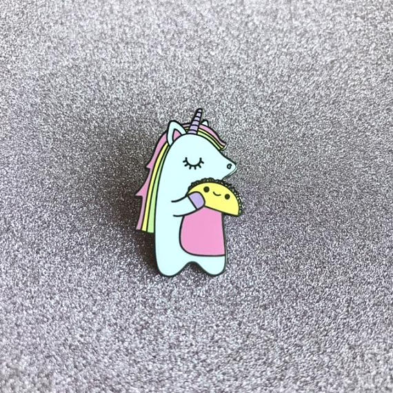 Unicorn loves Tacos Pin