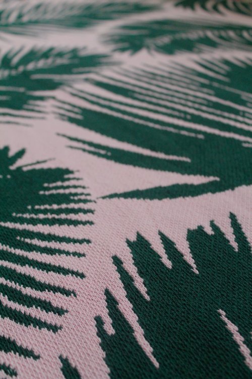 Paradise Jungle/Petal Throw